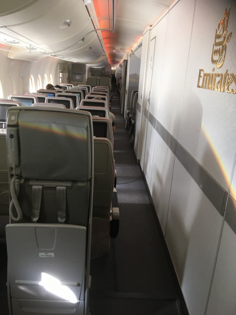 Der fast leere Airbus A 380 von Hamburg nach Dubai