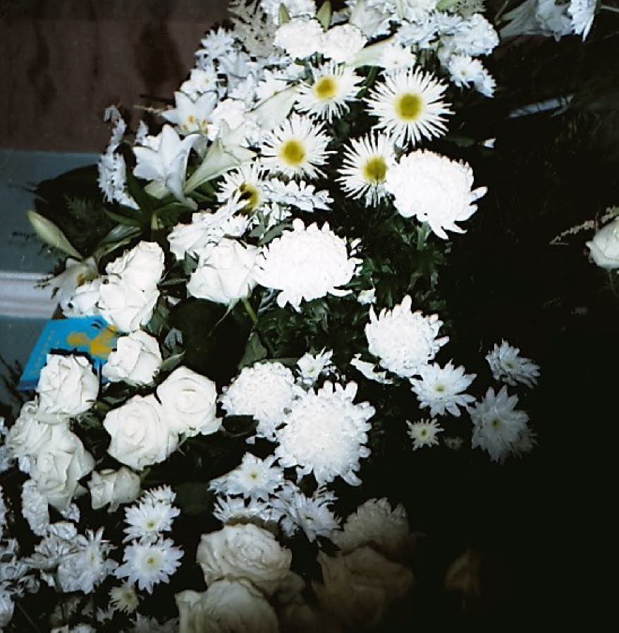 Beisetzung des letzten russischen Zaren, Nikolaus II. am 18.7.1998 in St Petersburg in der Smolny-Kathedrale 