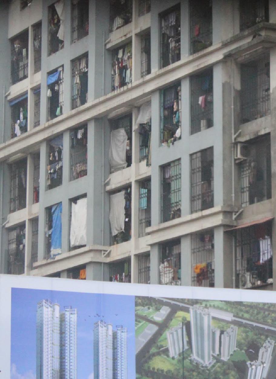 In Mumbais Vororten erreichen die monatlichen Mieten für Neubauwohnungen 1800 Euro und mehr, denn die Nachfrage in der Zwölf-Millionen-Stadt ist groß.