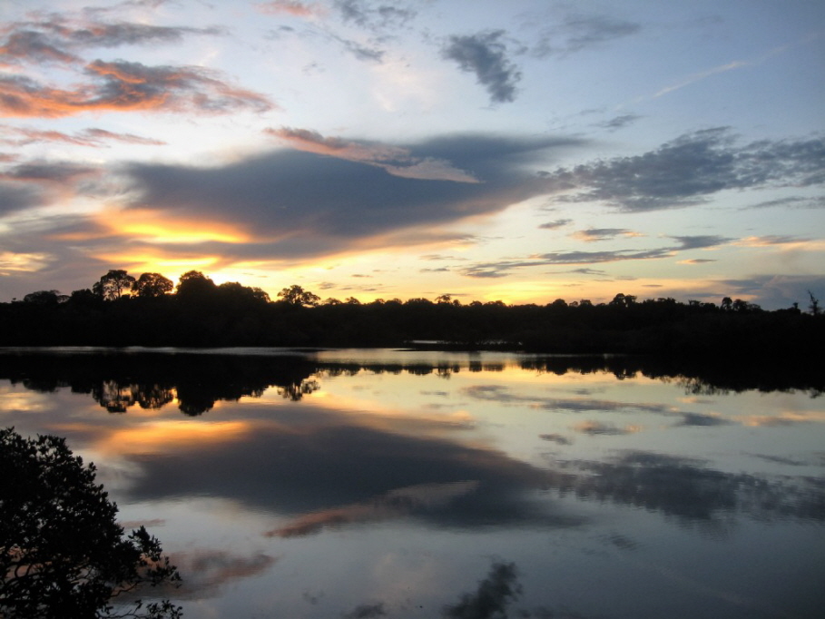 Abendhimmel am Amazonas 