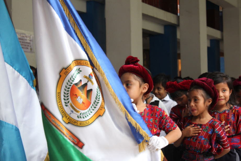 Schule am Atitlán-See