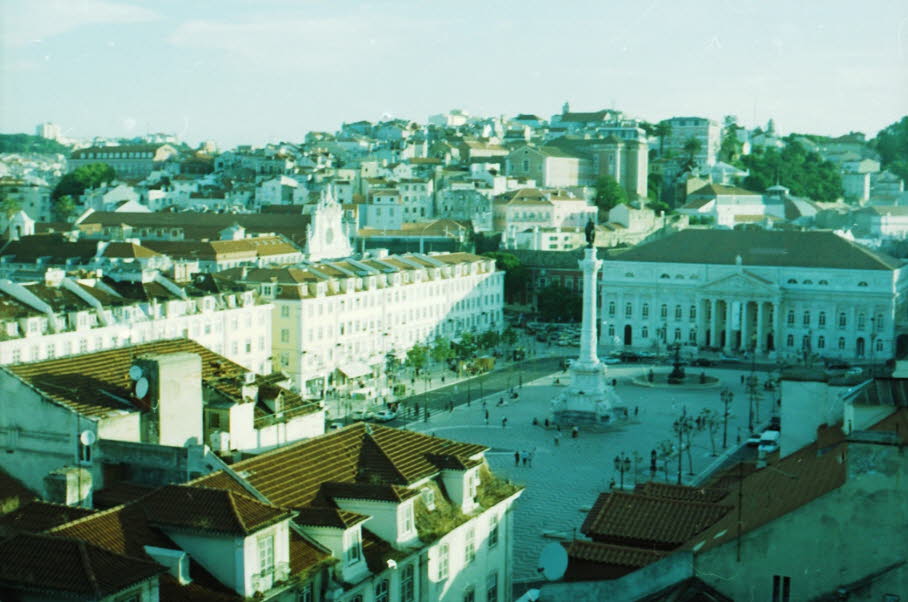 Hauptplatz Restauradores im Zentrum von Lissabon