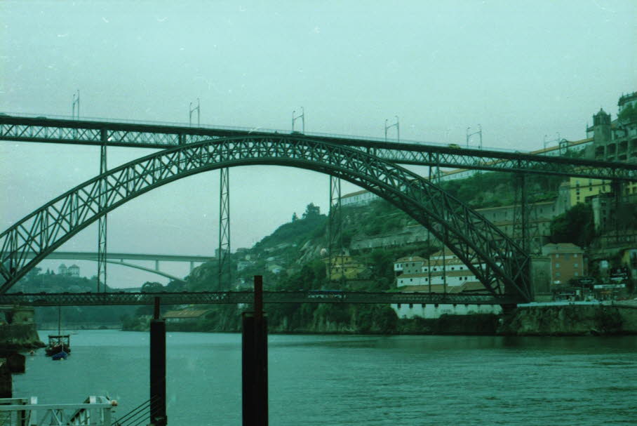 Die Brücke über den Douro inPorto