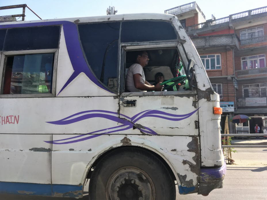 Linienbus Patan