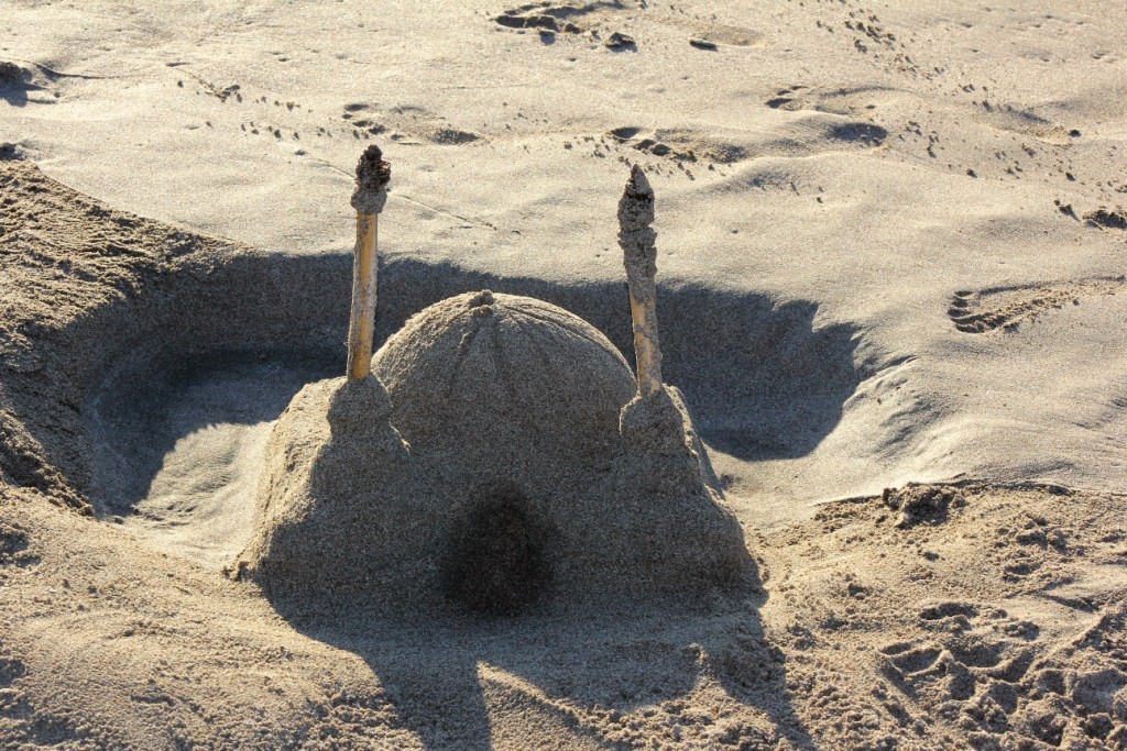 Aus Sand gebaut